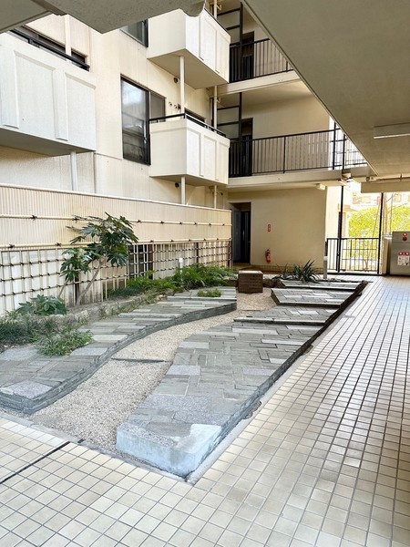 apartment 千葉県流山市南流山１丁目1-2 ＭＭビル１階