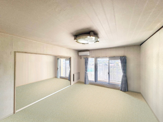 apartment 神奈川県横浜市港南区上大岡西２丁目２番１５号 バルーン上大岡１階
