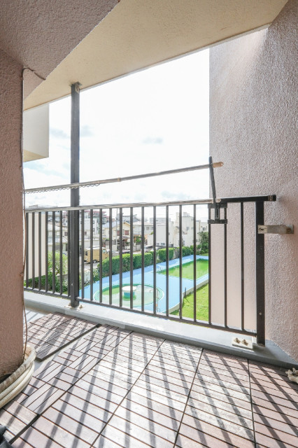 apartment 神奈川県横浜市港南区上大岡西２丁目２番１５号 バルーン上大岡１階