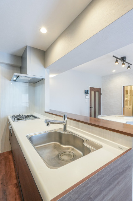 apartment 神奈川県横浜市港南区上大岡西２丁目２番１５号 バルーン上大岡１階