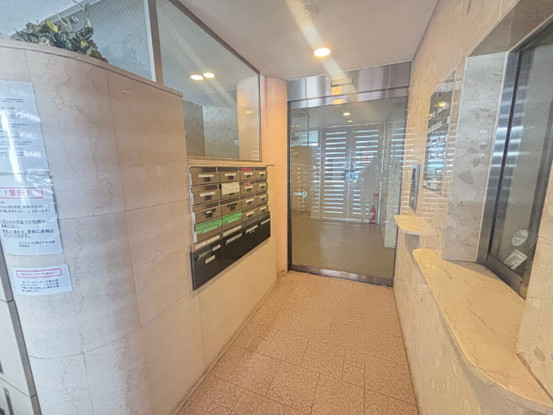 apartment 東京都立川市柴崎町３丁目1-1 昴ビル１階