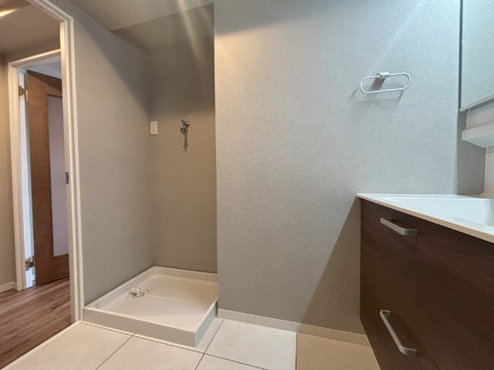 apartment 東京都立川市柴崎町３丁目1-1 昴ビル１階