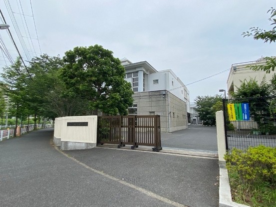 apartment 千葉県浦安市北栄１丁目16-22 1F