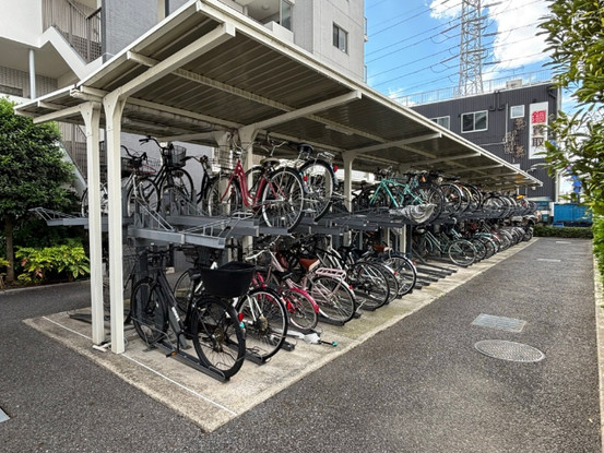 apartment 埼玉県八潮市大瀬１丁目２－４ SK八潮ビル1階