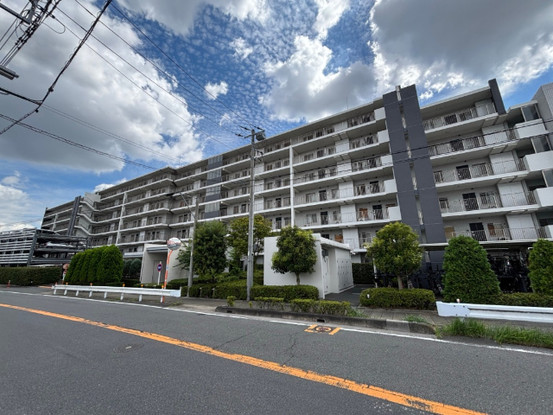 apartment 埼玉県八潮市大瀬１丁目２－４ SK八潮ビル1階
