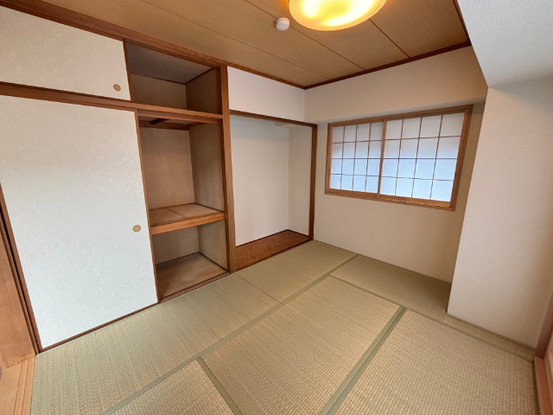 apartment 埼玉県草加市手代２丁目
地図を見る