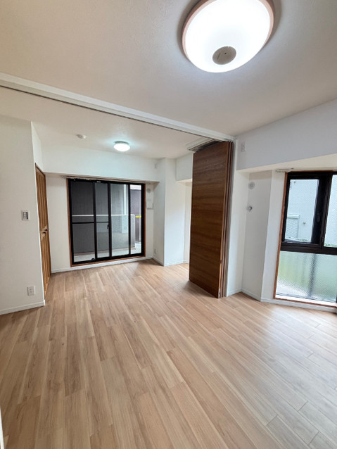 apartment 埼玉県草加市手代２丁目
地図を見る