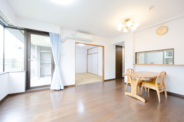 apartment 千葉県船橋市本町７丁目5-1 ＳＴビル３階