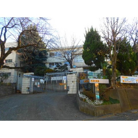apartment 神奈川県川崎市多摩区登戸２４２２ー３ グロウス ２F