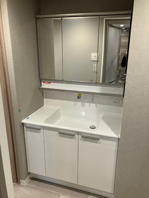 apartment 神奈川県横浜市西区北幸１丁目11−11 NMFビル6階