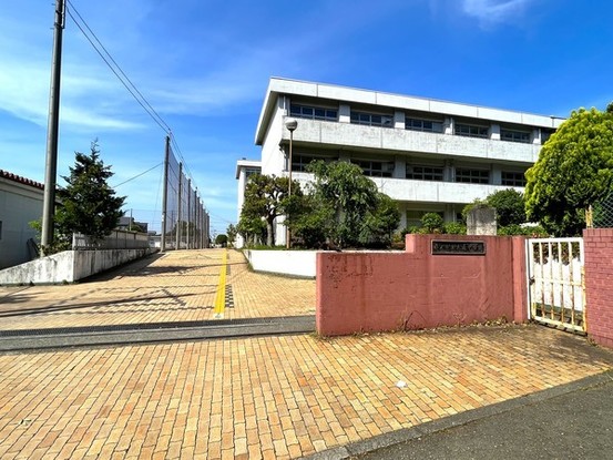 apartment 神奈川県横浜市西区北幸１丁目11−11 NMFビル6階