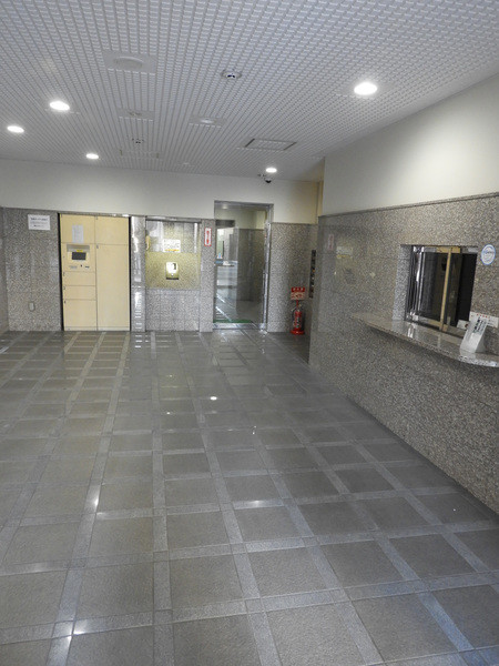 apartment 東京都中央区日本橋３丁目１－８ スターツ日本橋ビル4F