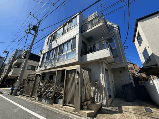 apartment 東京都千代田区飯田橋４丁目９番１０号 細谷ビル　4F