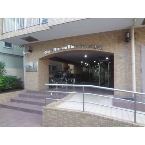 apartment 東京都豊島区駒込２丁目6-3 大和駒込ビル２階