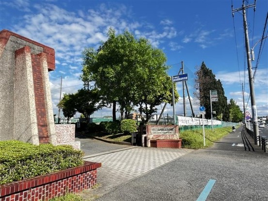 apartment 千葉県成田市馬橋1-21 クラシオン成田１階