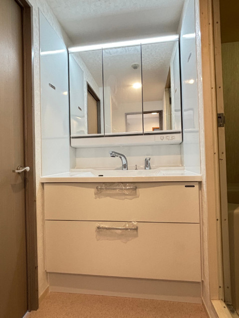 apartment 千葉県柏市柏３丁目6-29 サンライズ吉野１階
