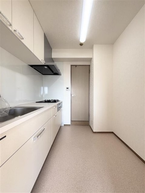 apartment 千葉県柏市柏３丁目6-29 サンライズ吉野１階