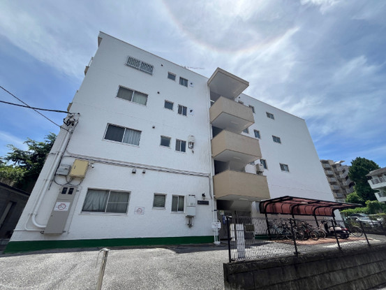 apartment 千葉県柏市柏３丁目6-29 サンライズ吉野１階