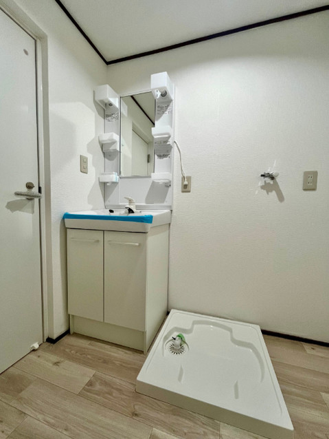 apartment 千葉県柏市柏３丁目6-29 サンライズ吉野１階