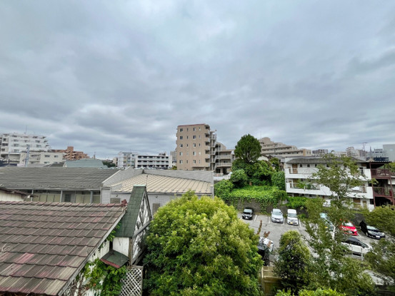 apartment 千葉県柏市柏３丁目6-29 サンライズ吉野１階