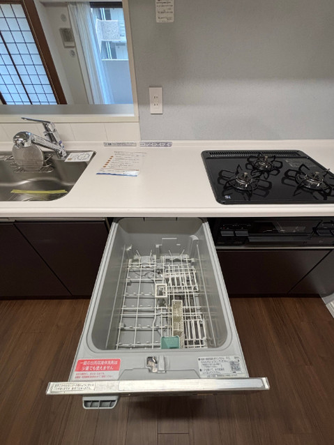 apartment 千葉県柏市柏３丁目6-29 サンライズ吉野１階