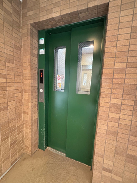 apartment 千葉県柏市柏３丁目6-29 サンライズ吉野１階