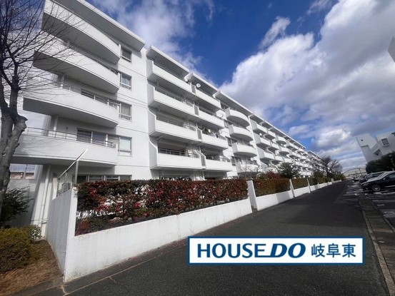 apartment 岐阜県岐阜市五坪２丁目
地図を見る