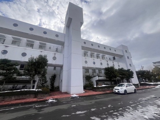 apartment 岐阜県岐阜市五坪２丁目
地図を見る