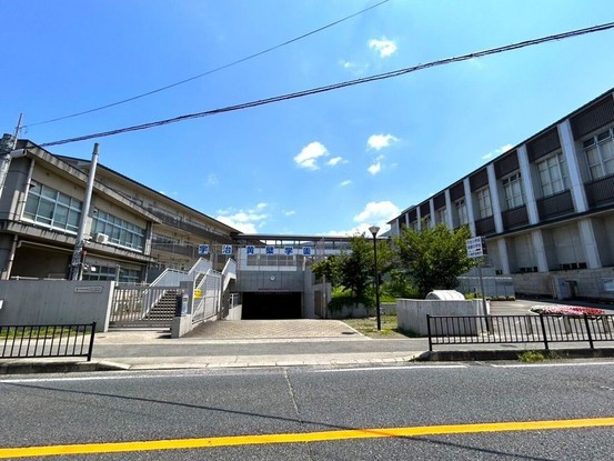 detached 京都府宇治市六地蔵63-17 ミユスビル１F