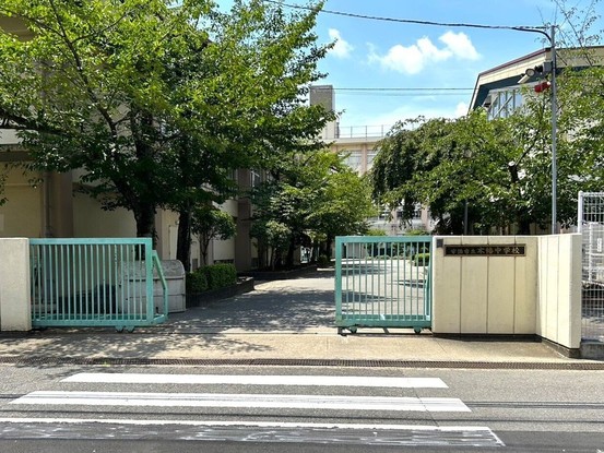 detached 京都府宇治市六地蔵63-17 ミユスビル１F
