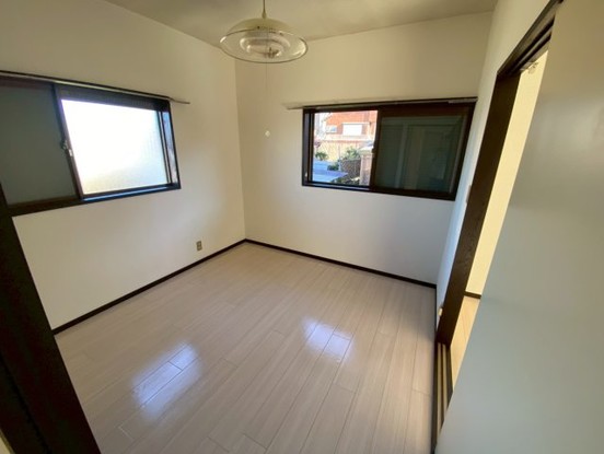 detached 千葉県富里市新中沢
地図を見る