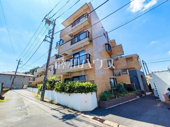 apartment 東京都日野市多摩平１丁目4-14　田窪ビル1F
