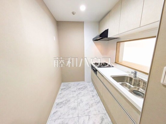 apartment 東京都日野市多摩平１丁目4-14　田窪ビル1F
