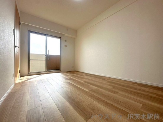 apartment 大阪府茨木市西中条町3-39-3 NKビル1F