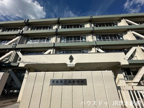 apartment 大阪府茨木市西中条町3-39-3 NKビル1F