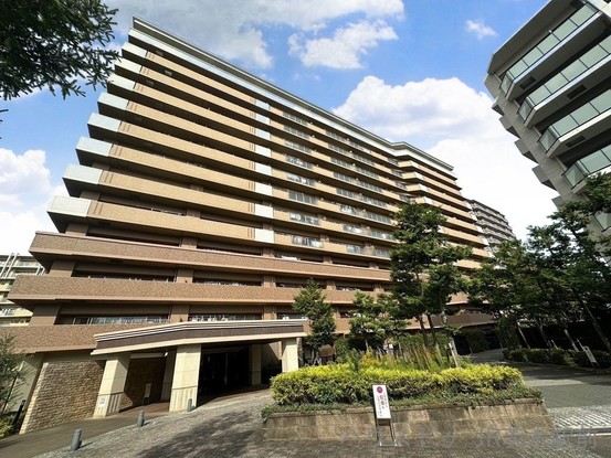 apartment 大阪府茨木市西中条町3-39-3 NKビル1F