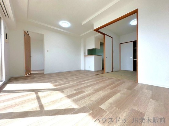apartment 大阪府茨木市西中条町3-39-3 NKビル1F