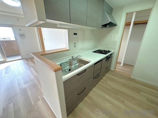 apartment 大阪府茨木市西中条町3-39-3 NKビル1F