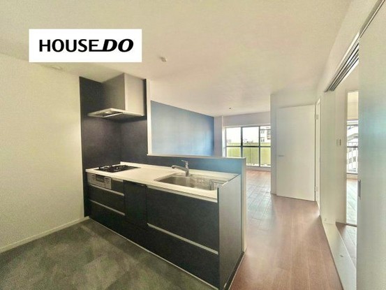 apartment 大阪府茨木市西中条町3-39-3 NKビル1F