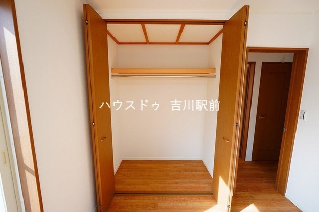 detached 埼玉県吉川市木売１丁目9-4 クレオメデス101