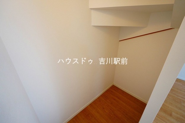 detached 埼玉県吉川市木売１丁目9-4 クレオメデス101