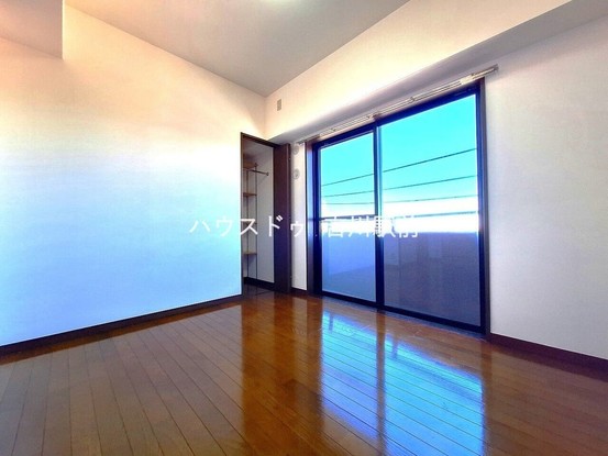 apartment 埼玉県吉川市木売１丁目9-4 クレオメデス101