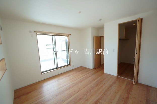 detached 埼玉県吉川市木売１丁目9-4 クレオメデス101