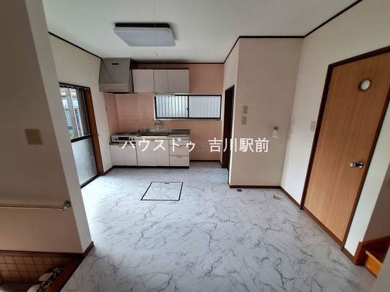 detached 埼玉県吉川市木売１丁目9-4 クレオメデス101