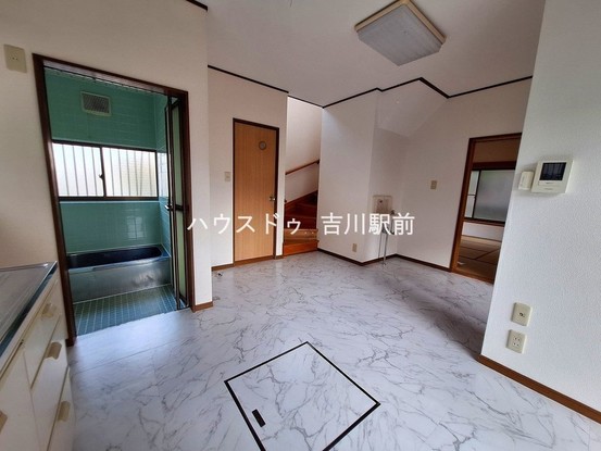 detached 埼玉県吉川市木売１丁目9-4 クレオメデス101