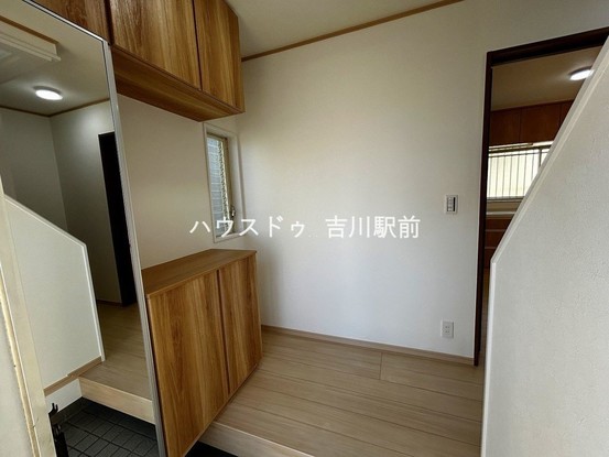 detached 埼玉県吉川市木売１丁目9-4 クレオメデス101