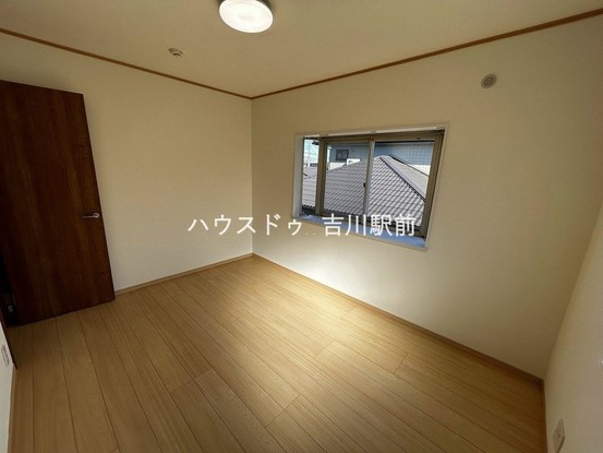 detached 埼玉県吉川市木売１丁目9-4 クレオメデス101
