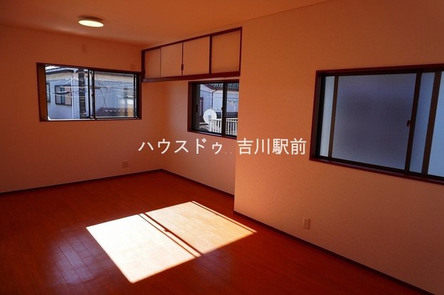 detached 埼玉県吉川市木売１丁目9-4 クレオメデス101