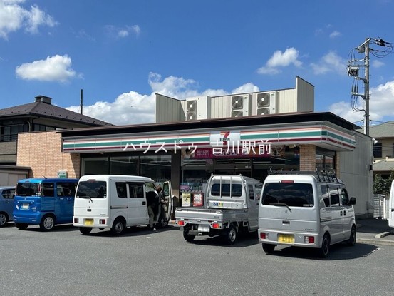 apartment 埼玉県吉川市木売１丁目9-4 クレオメデス101