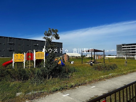 detached 埼玉県吉川市木売１丁目9-4 クレオメデス101